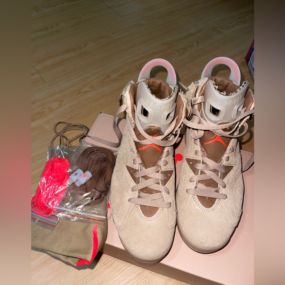 Air Jordan 6 x Travis Scott British khaki 7.5